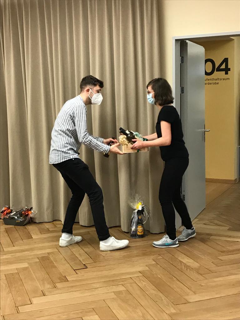 38795419-2b54-4e14-b7b9-20e9f18dc650